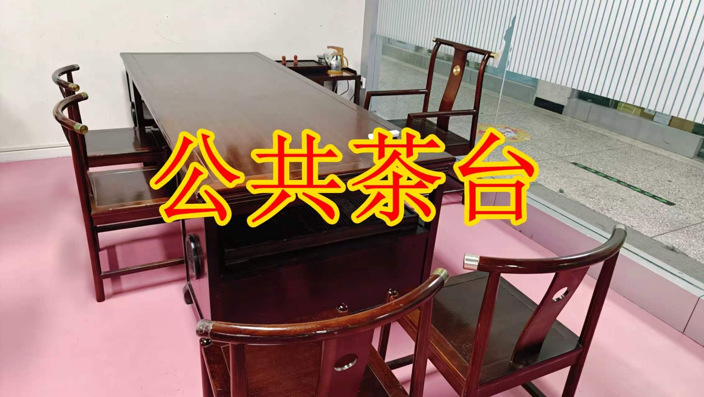 影院街面积灵活：小面积办公室至大面积办公、经营空间均可选择； 部分房源可注册公司，满足企业办公需求； 商铺临街，具备上下水、用电等经营条件； 适合副食品、茶叶、酒水、百货、电商、培训、办公等多种行业。